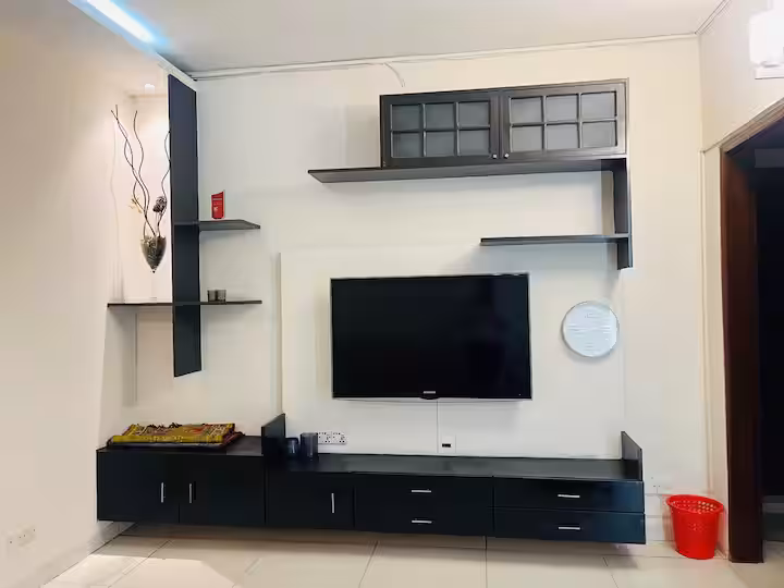 Shared living room · Banani